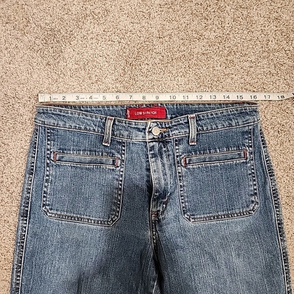 Levi Low Stretch Women's 11 bootcut jeans with 30 in inseam - Picture 4 of 7